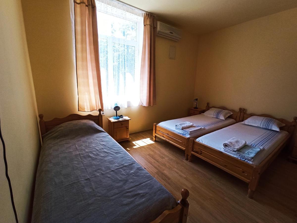 Pink Guest House Obzor Extérieur photo
